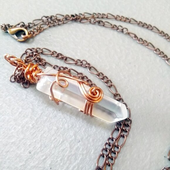 Clear Angel Aura Quartz Necklace - Handmade - Wire Wrapped - Copper Chain 22" - Picture 6 of 12